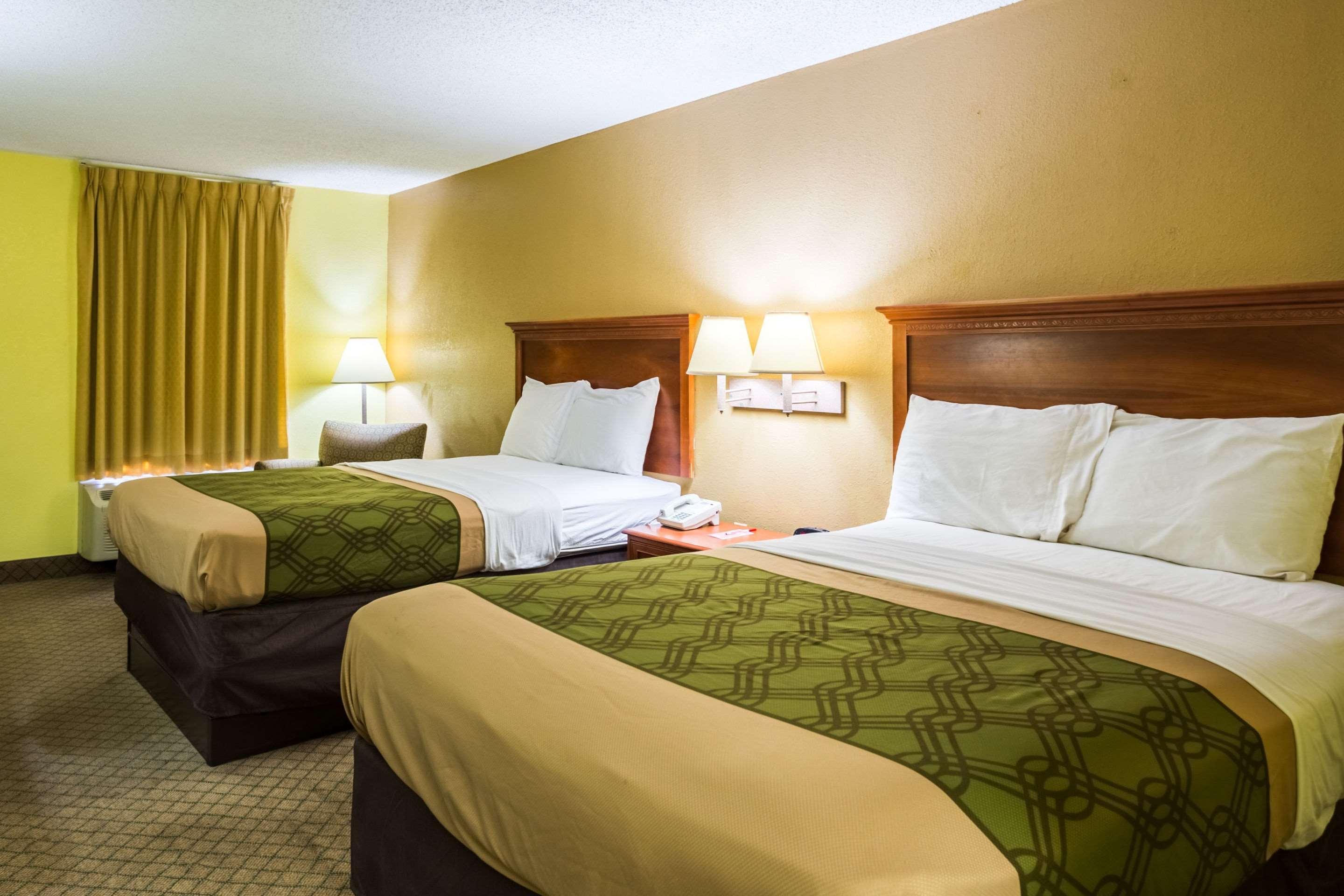 Econo Lodge Picayune Luaran gambar
